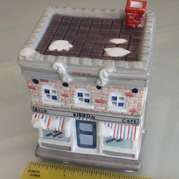 Vintage 1994 American Landmarks Collection the Blue Ribbon Cafe - Picture 1 of 4